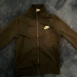 Nike youth black jacket